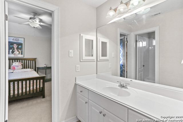 Image 33 of 44 For 18515 Rogers Place