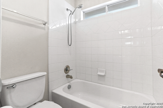 Image 34 of 44 For 18515 Rogers Place