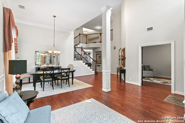 Image 7 of 44 For 18515 Rogers Place