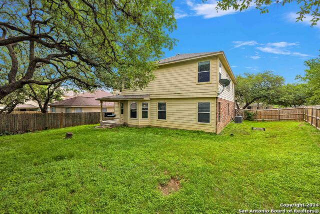 Listing photo id 23 for 10803 Marot Field