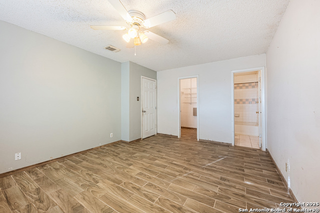 Image 10 of 18 For 4230 Sunrise Cove