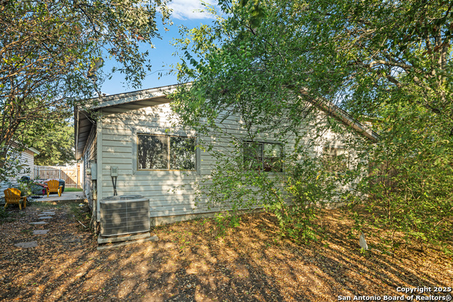 Image 16 of 18 For 4230 Sunrise Cove