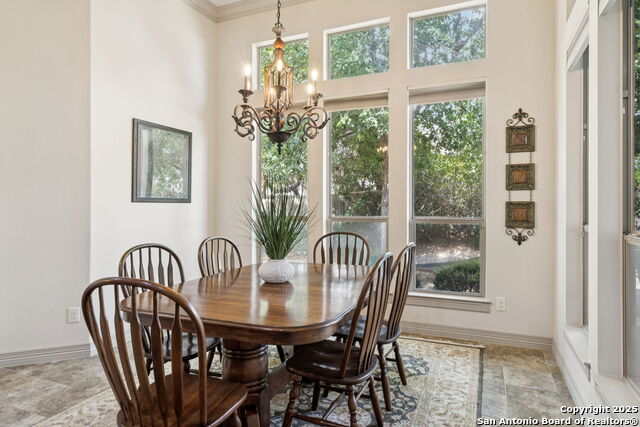 Listing photo id 13 for 211 Granville Way
