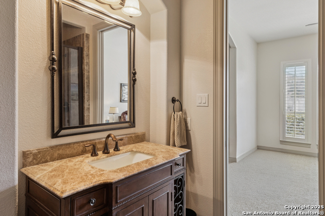 Listing photo id 22 for 211 Granville Way