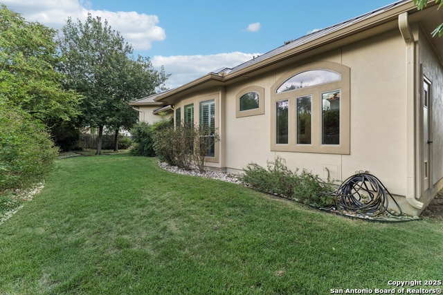 Listing photo id 34 for 211 Granville Way