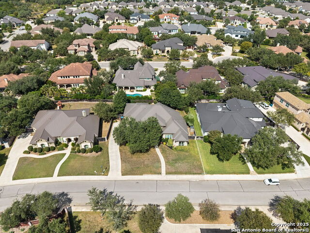 Listing photo id 39 for 211 Granville Way