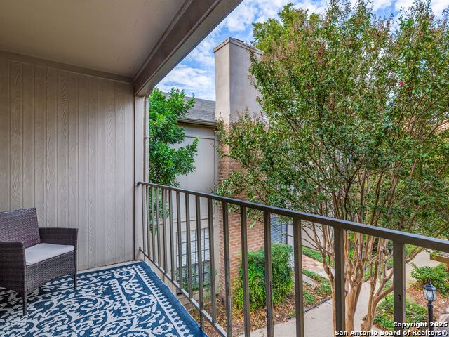 Image 23 of 25 For 7711 Callaghan Road  905