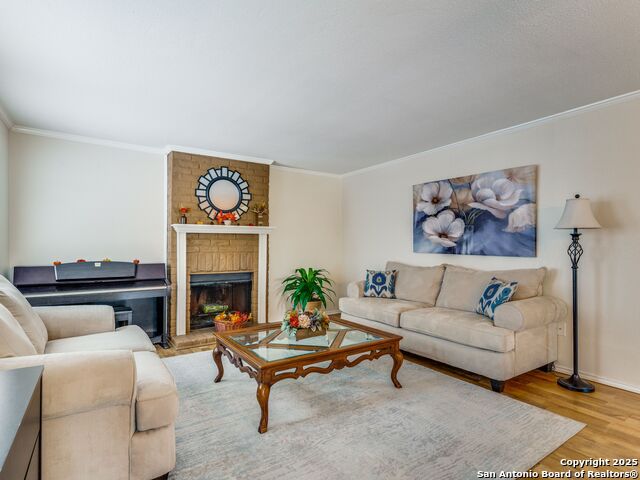 Image 3 of 25 For 7711 Callaghan Road  905