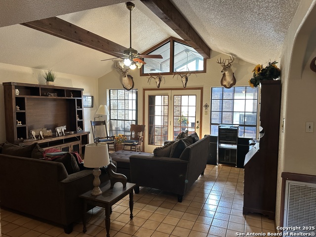 Listing photo id 3 for 496 County Road 347