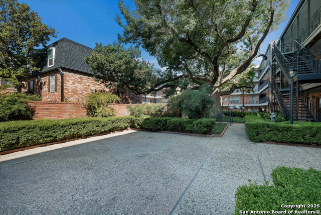 Image 18 of 26 For 8401 New Braunfels Ave N 145