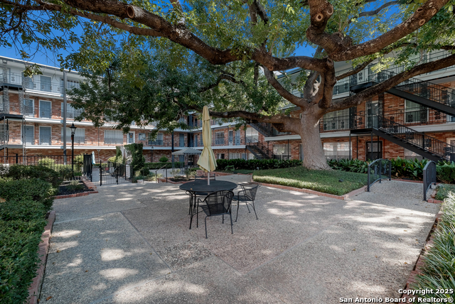 Image 20 of 26 For 8401 New Braunfels Ave N 145