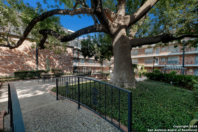 Image 21 of 26 For 8401 New Braunfels Ave N 145