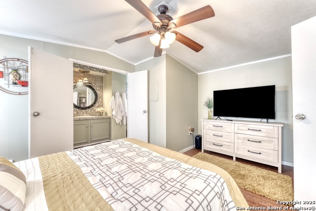 Image 17 of 43 For 805 Lakeview Loop