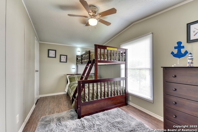 Image 21 of 43 For 805 Lakeview Loop