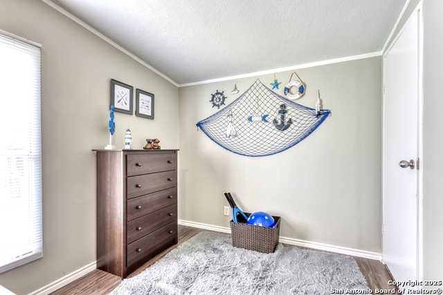 Image 22 of 43 For 805 Lakeview Loop