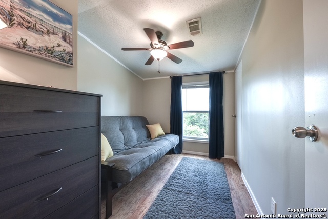 Image 25 of 43 For 805 Lakeview Loop