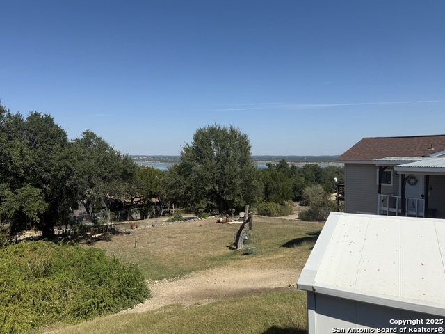 Image 29 of 43 For 805 Lakeview Loop