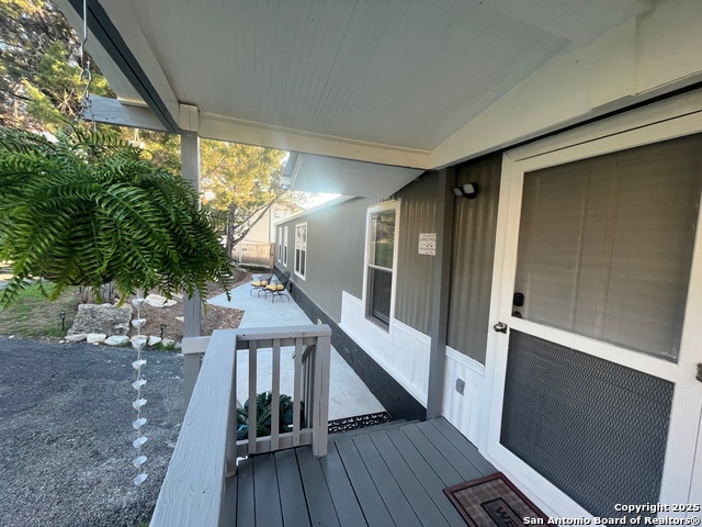 Image 39 of 43 For 805 Lakeview Loop