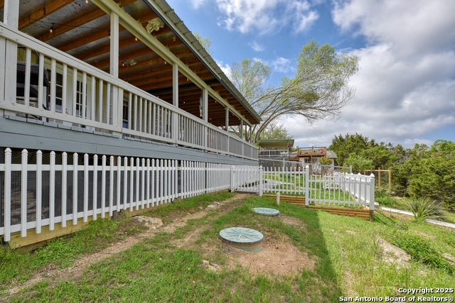 Image 41 of 43 For 805 Lakeview Loop