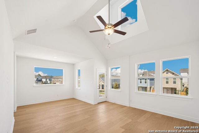 Image 4 of 16 For 895 N Academy