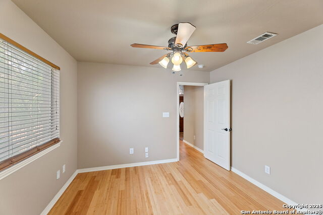 Image 16 of 32 For 215 Bonner Blvd