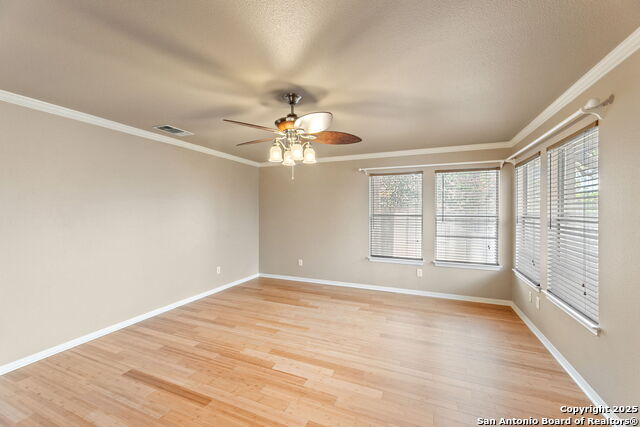 Image 17 of 32 For 215 Bonner Blvd