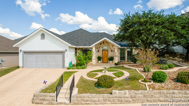 Details for 2004 Athens  , Kerrville, TX 78028