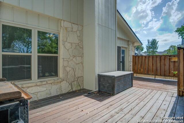 Image 23 of 27 For 13703 Stony Forest Dr