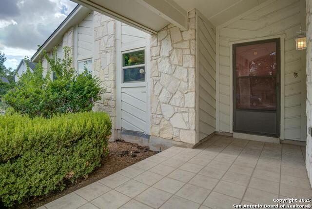 Image 4 of 27 For 13703 Stony Forest Dr