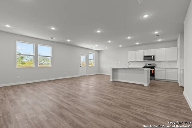 Image 5 of 19 For 10731 Fairchild Way