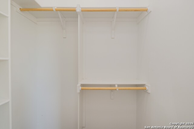 Image 29 of 51 For 1427 County Road 323