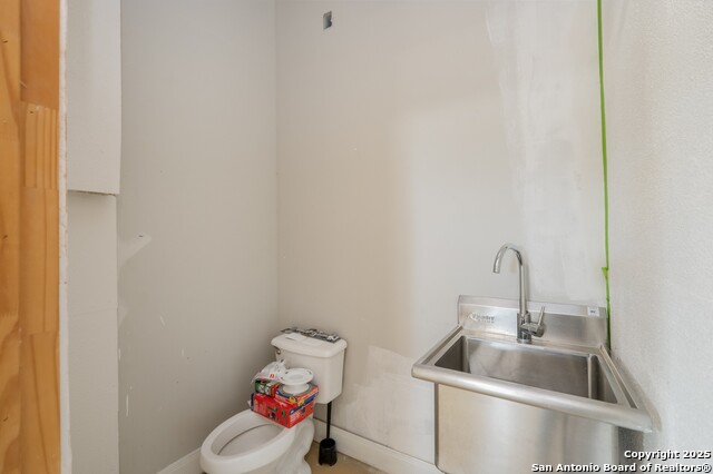 Image 38 of 51 For 1427 County Road 323