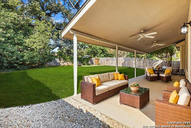 Image 20 of 24 For 21715 Cliff View Dr.