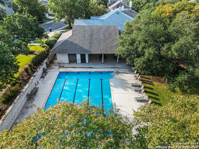 Image 22 of 24 For 21715 Cliff View Dr.