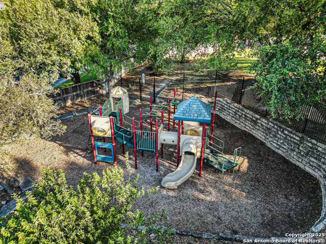 Image 23 of 24 For 21715 Cliff View Dr.