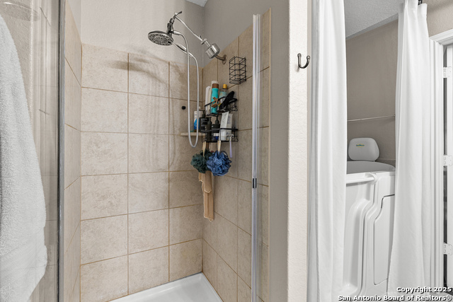 Listing photo id 20 for 139 Kildeer Creek