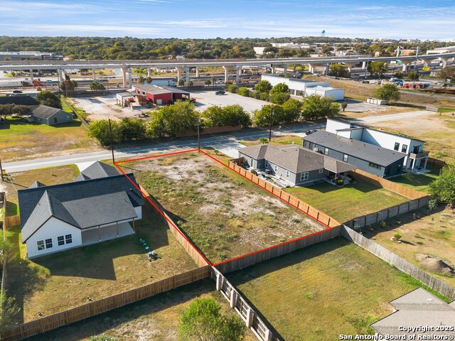 Listing photo id 2 for 766 Utopia Blvd