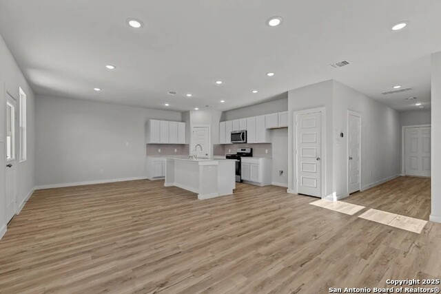 Image 6 of 19 For 10735 Fairchild Way