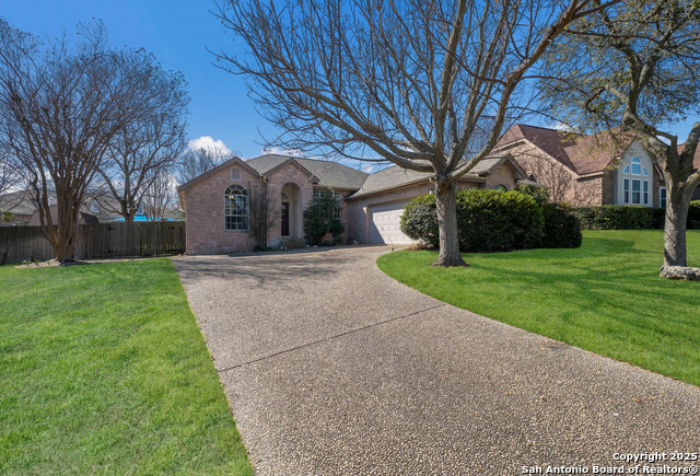 Image 3 of 25 For 610 Lightstone