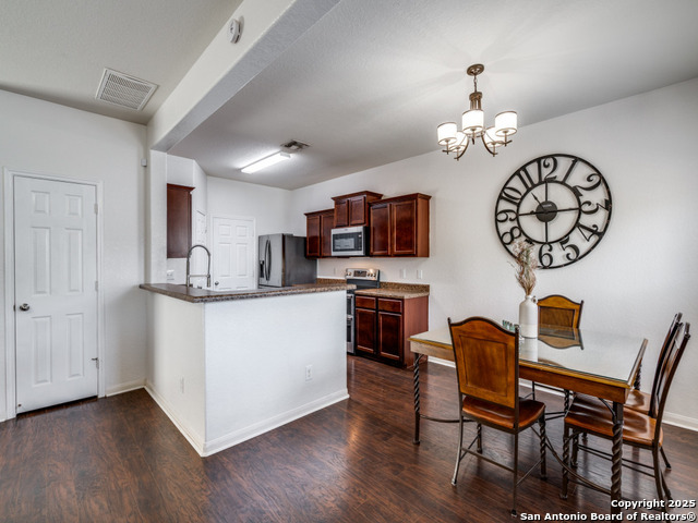 Image 7 of 28 For 3907 Southern Sky