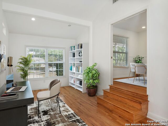 Image 14 of 40 For 338 Brees Blvd