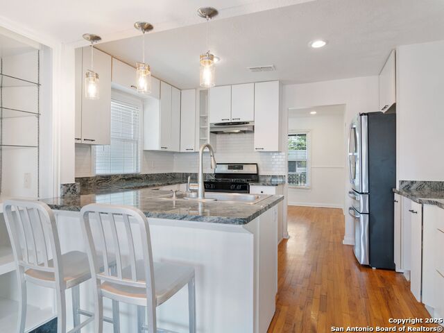 Image 19 of 40 For 338 Brees Blvd