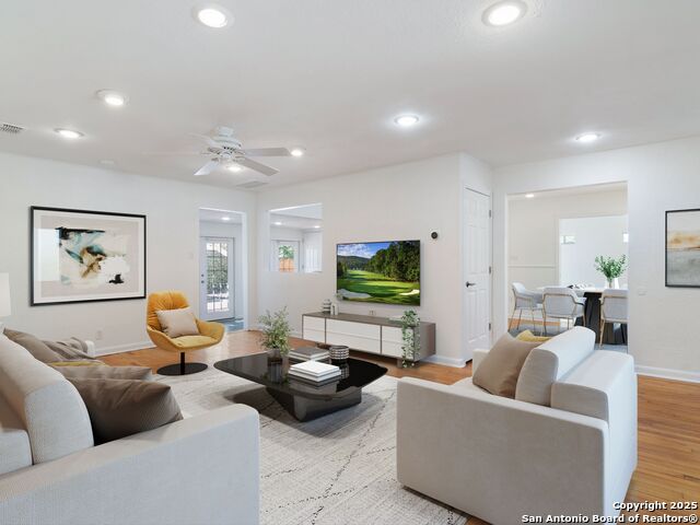 Image 24 of 40 For 338 Brees Blvd