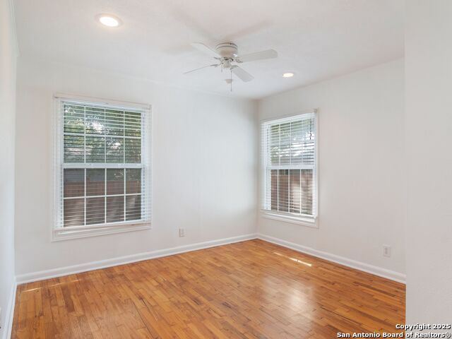 Image 25 of 40 For 338 Brees Blvd