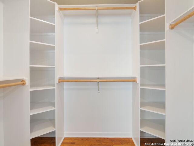 Image 36 of 40 For 338 Brees Blvd