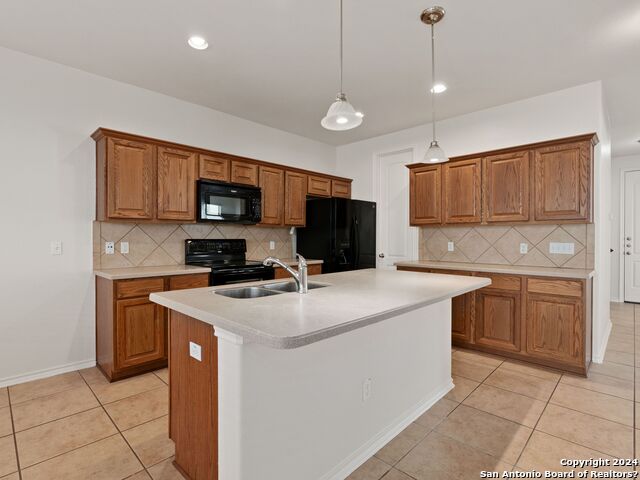 Image 10 of 32 For 4219 Woodbridge Way