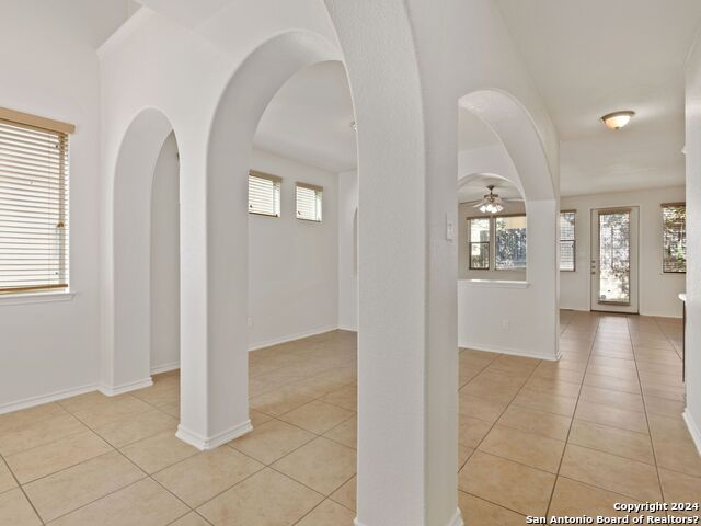 Image 4 of 32 For 4219 Woodbridge Way