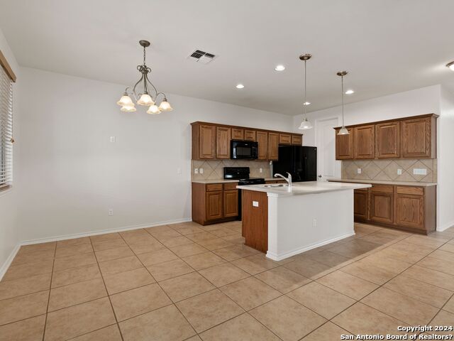 Image 9 of 32 For 4219 Woodbridge Way