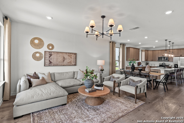 Image 20 of 28 For 435 Nightingale Avenue