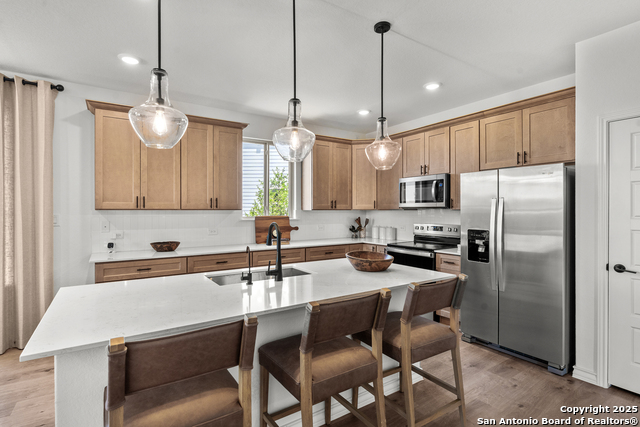 Image 9 of 28 For 435 Nightingale Avenue